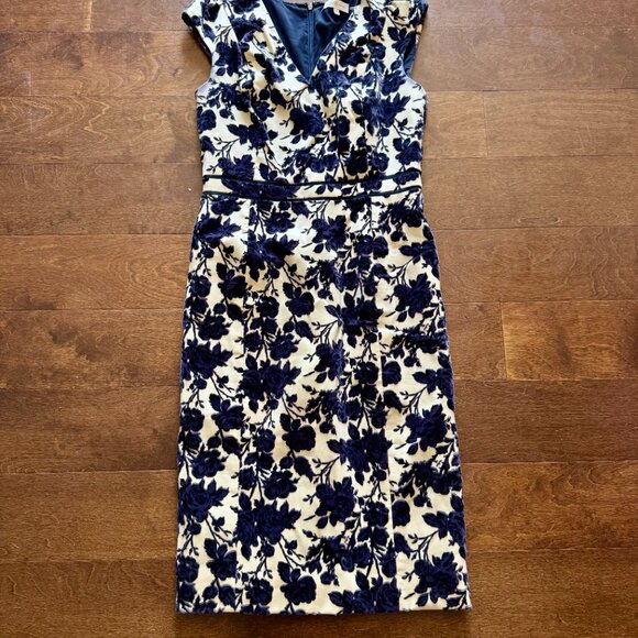 Tory Burch Dayton Floral Jacquard Dress Navy Velvet Roses Size 6 - Picture 3 of 4